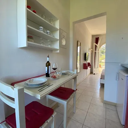 Ameli With Mountain View And Private Parking Apartment *