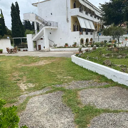 Apartment Ameli With Mountain View And Private Parking Vatos